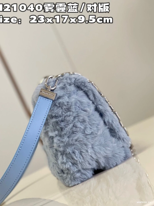 WIS VUITTON MM LOUIS TWIST 0713